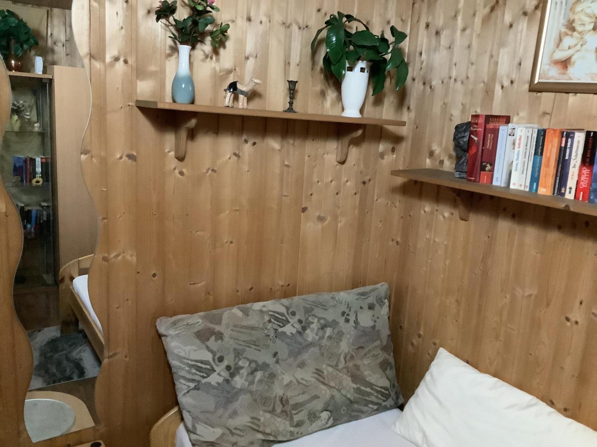 Schoenes Zimmer Im Seterant/Untergeschoss Есен Екстериор снимка